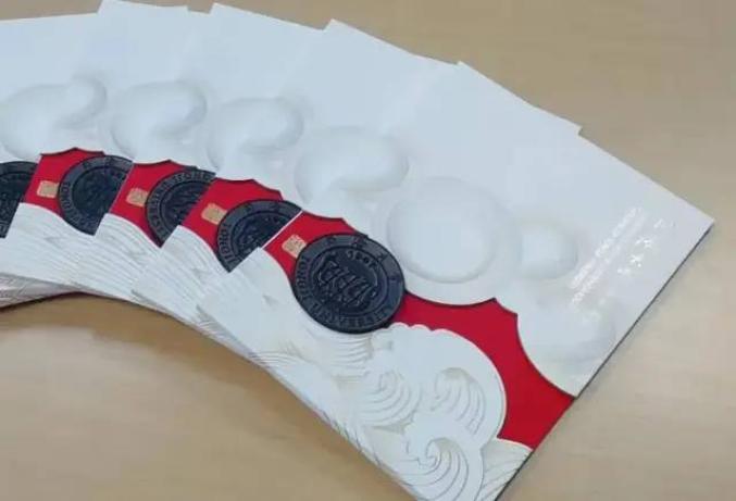 中国高校校花出炉_上海交通大学录取通知书里有一滴水_广东今年高校录取