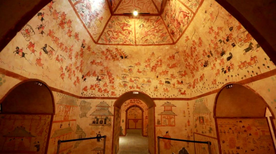 和林格尔东汉墓壁画位于内蒙古呼和浩特市一座汉墓之中,是迄今发现的