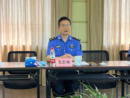 市城管执法局党组成员副局长姜宏琳调研普陀城管年度重点工作