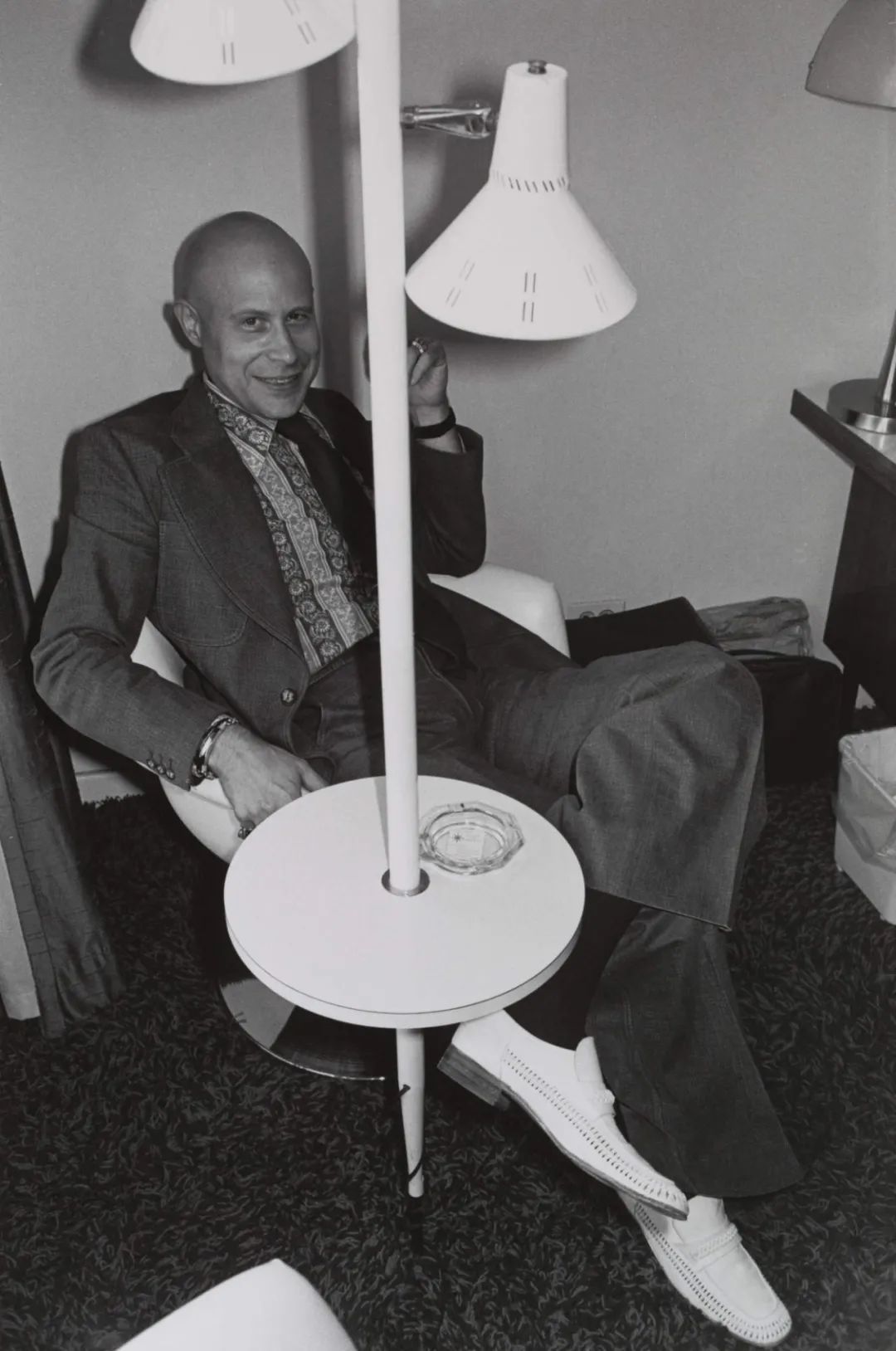 李·弗里德兰德(lee friedlander)是美国最伟大的摄影师之一,在过去50