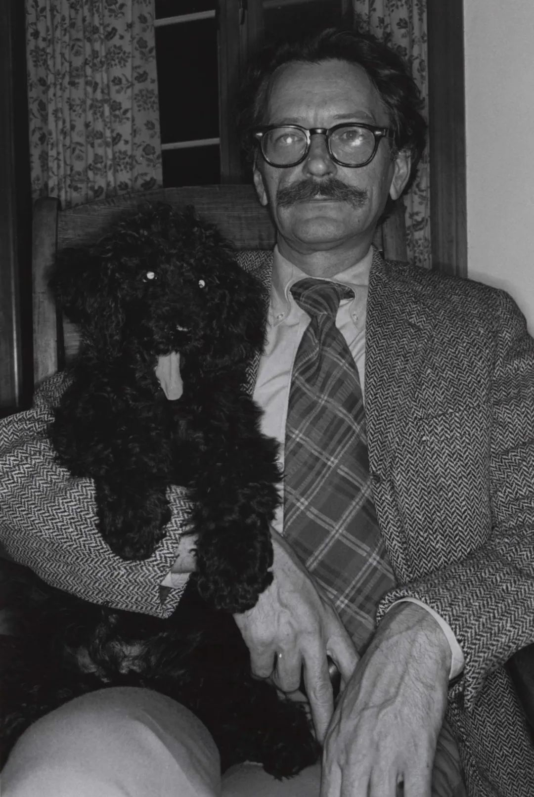 李·弗里德兰德(lee friedlander)是美国最伟大的摄影师之一,在过去50