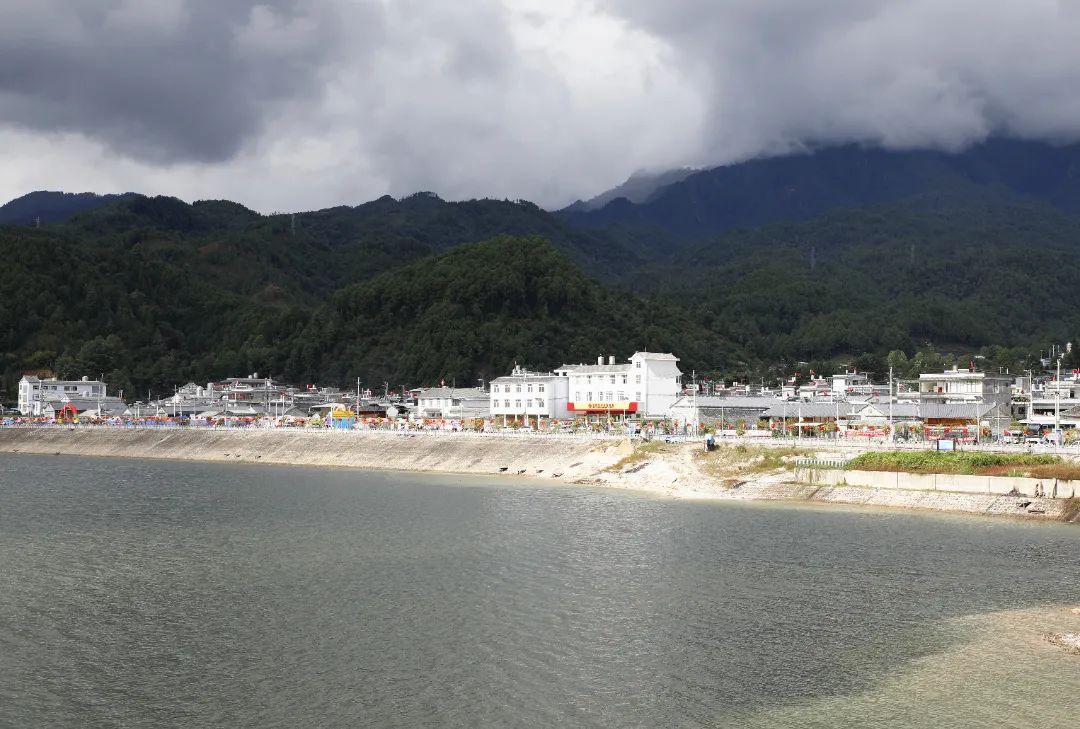 腾冲猴桥胆扎三边融合彰显边疆担当