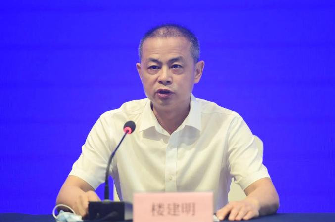 摆明 澎拜新闻