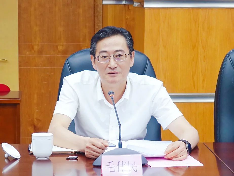 毛伟民副主委表示,失能失智老人兜底保障机制建设与每个人息息相关,是