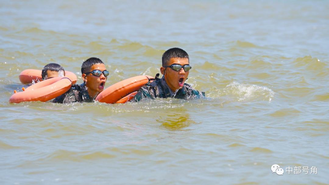 泳往直前这样的海训生活五彩斑斓