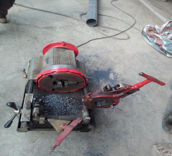 氧气管怎么带鼻子上找找！上百条现场不规范作业隐患，你能找全吗？_https://www.jmylbn.com_新闻资讯_第5张