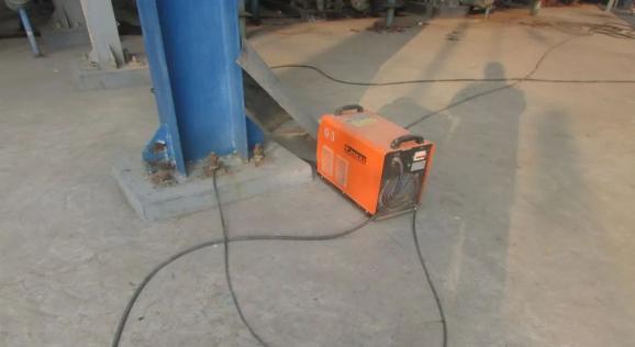 氧气管怎么带鼻子上找找！上百条现场不规范作业隐患，你能找全吗？_https://www.jmylbn.com_新闻资讯_第14张