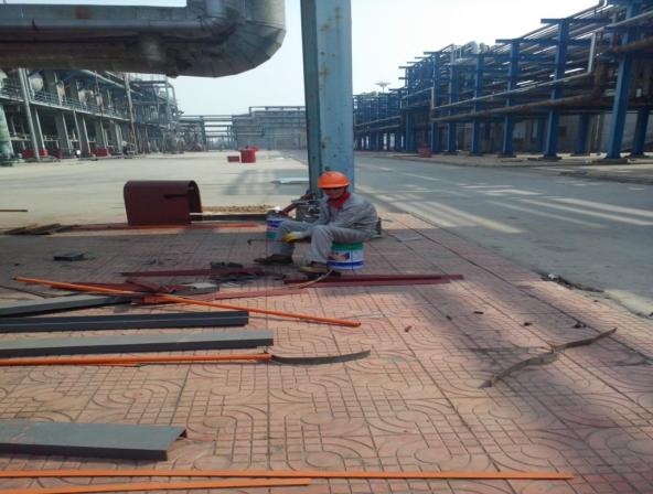 氧气管怎么带鼻子上找找！上百条现场不规范作业隐患，你能找全吗？_https://www.jmylbn.com_新闻资讯_第20张