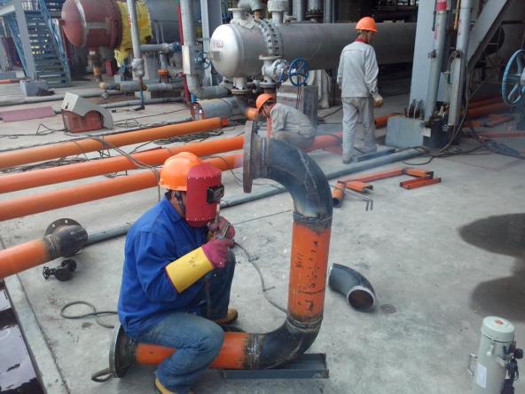 氧气管怎么带鼻子上找找！上百条现场不规范作业隐患，你能找全吗？_https://www.jmylbn.com_新闻资讯_第21张