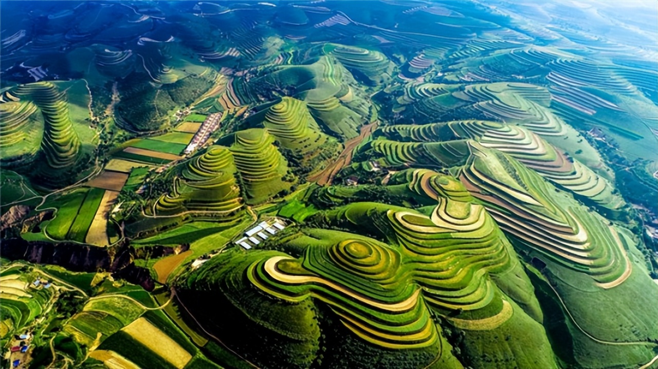 美丽的传说每一块黄土塬都有动人的故事塬上有山,有河,有川