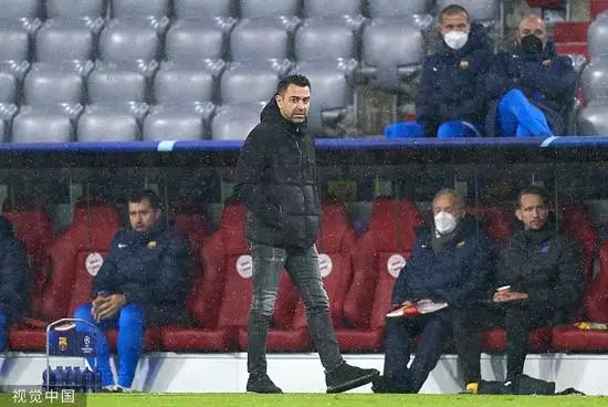 小吧译言家|巴萨的“杠杆”自救之路：从财务谷底反弹的荆棘之路_巴萨负债问题_巴萨财务危机分析