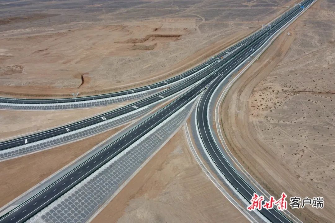 七墩至瓜州一级公路通车