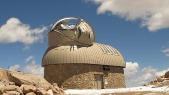 建在世界之巅的天文台，如何被“百般折磨”？