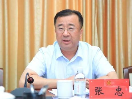 市南区人大莅临市南法院专题调研"巩固政法队伍