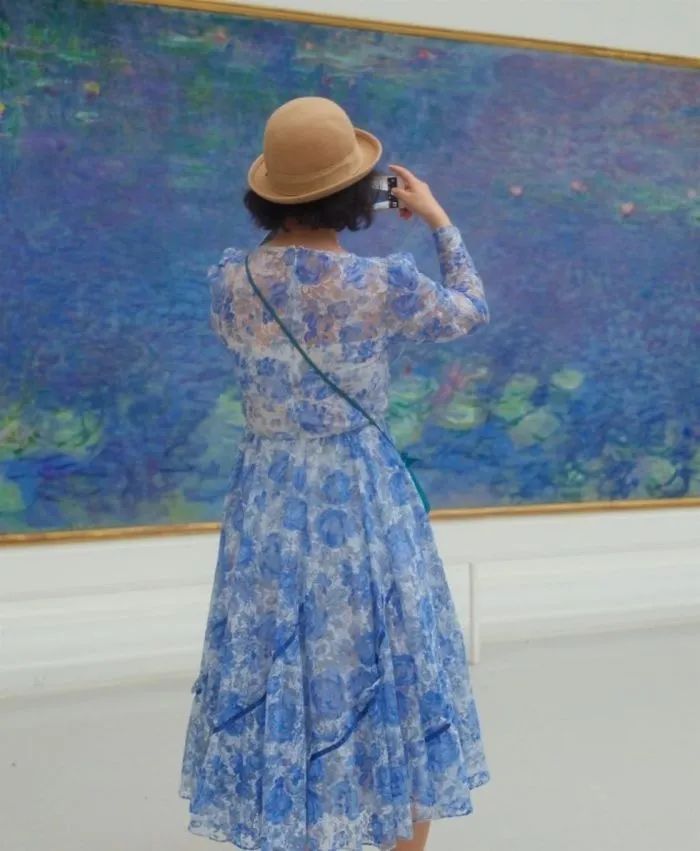 他花2年时间，拍下1000个“撞衫”的人：谁才是风 …