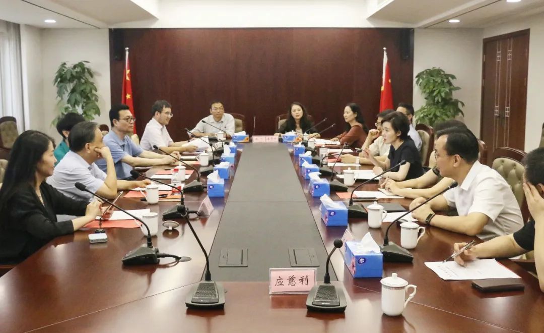 民建市委会组织召开参政议政三方合作交流座谈会