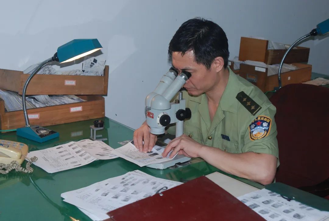 【百日行动】法证先锋——上海刑警刘志雄_澎湃号·政务_澎湃新闻-the