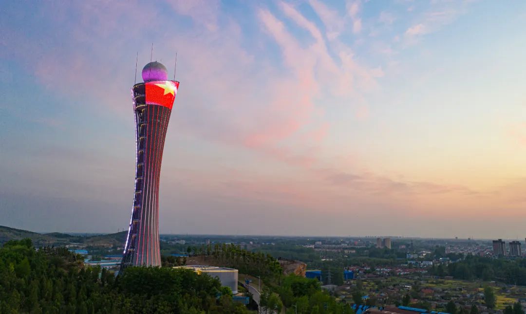 地标式建筑在每个淮北人心中展示着这座城的繁华与璀璨就像一张名片