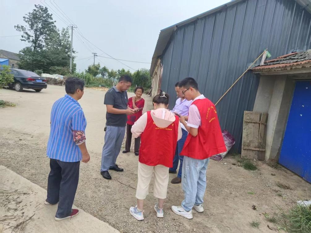 寿县刘岗镇:妇联助力安装注册"反电诈app"