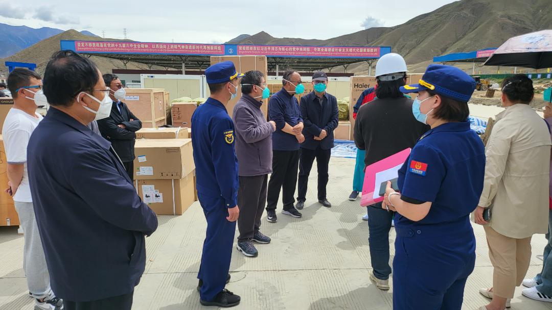 山南市委市政府主要领导调研指导山南市"方舱医院"消防安全工作_澎湃