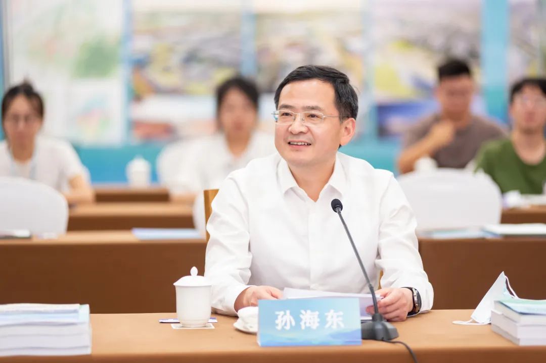 区委书记孙海东,区领导姚旭江,郑天羽,范校军,市自然资源和规划局详规