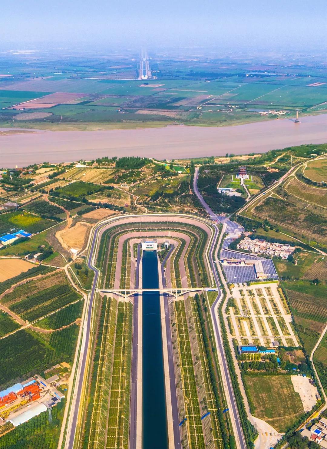 南水北调中线穿黄工程