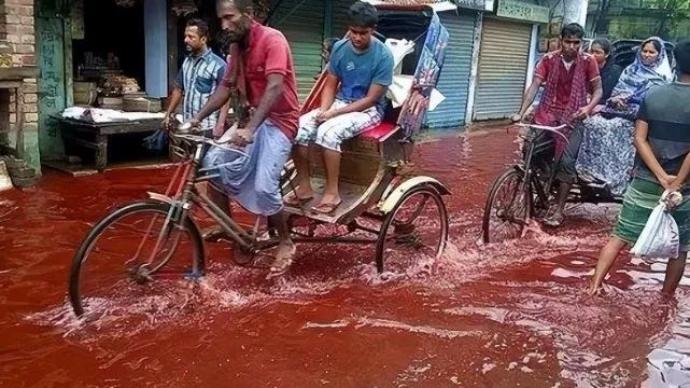 印度“血雨”之谜