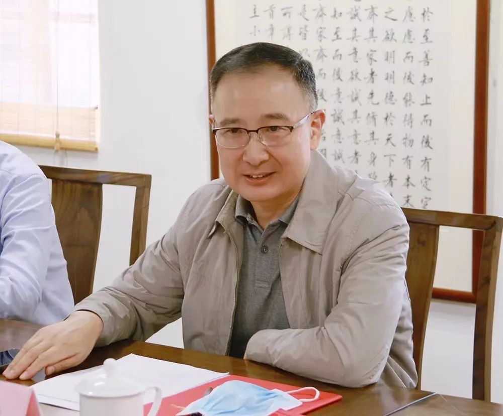 动态 | 黄冲率队赴秋海堂文化艺术中心调研走访