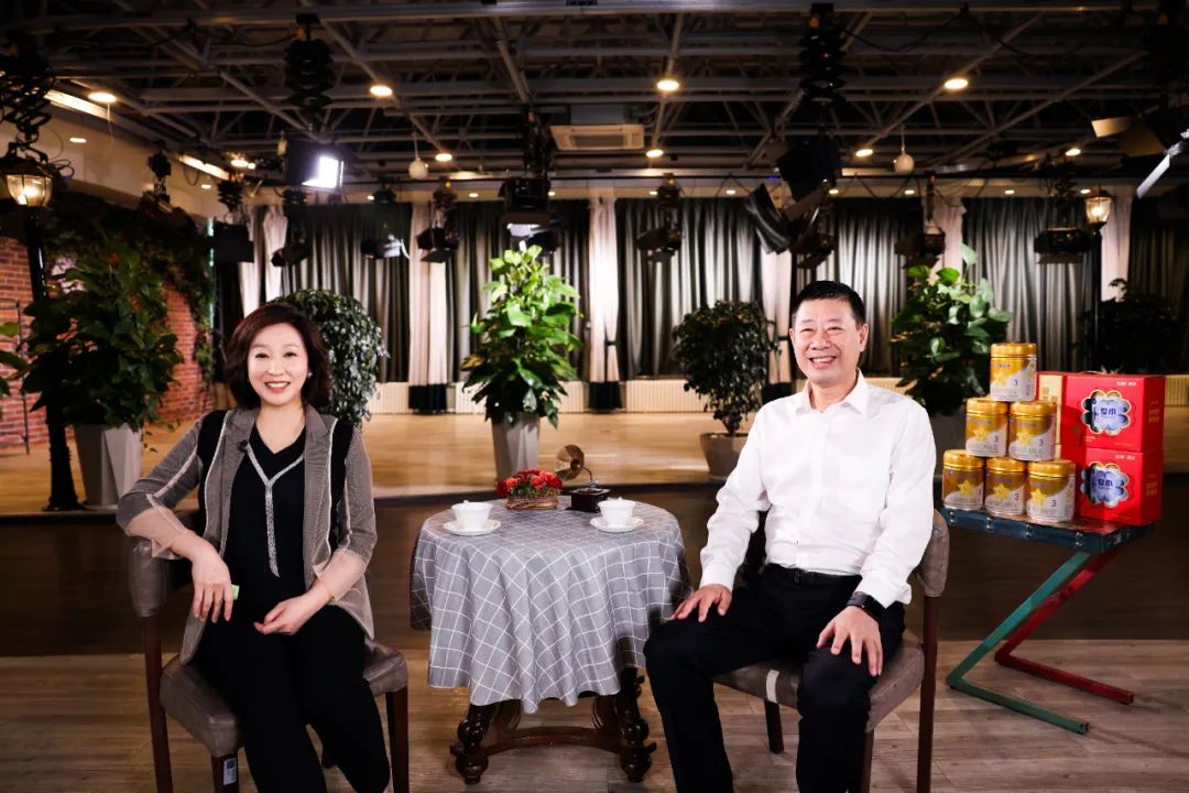 总监会客厅第十四期对话中国飞鹤有限公司董事长冷友斌