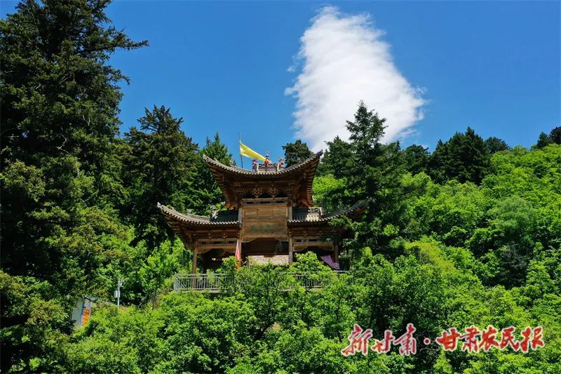 榆中兴隆山景区图片