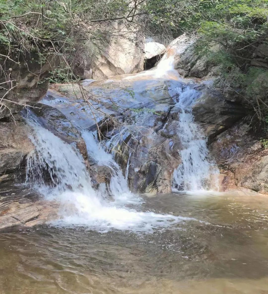 【旅游灵寿】行走在山水间:穿越驼沟_澎湃号·政务_澎湃新闻-the
