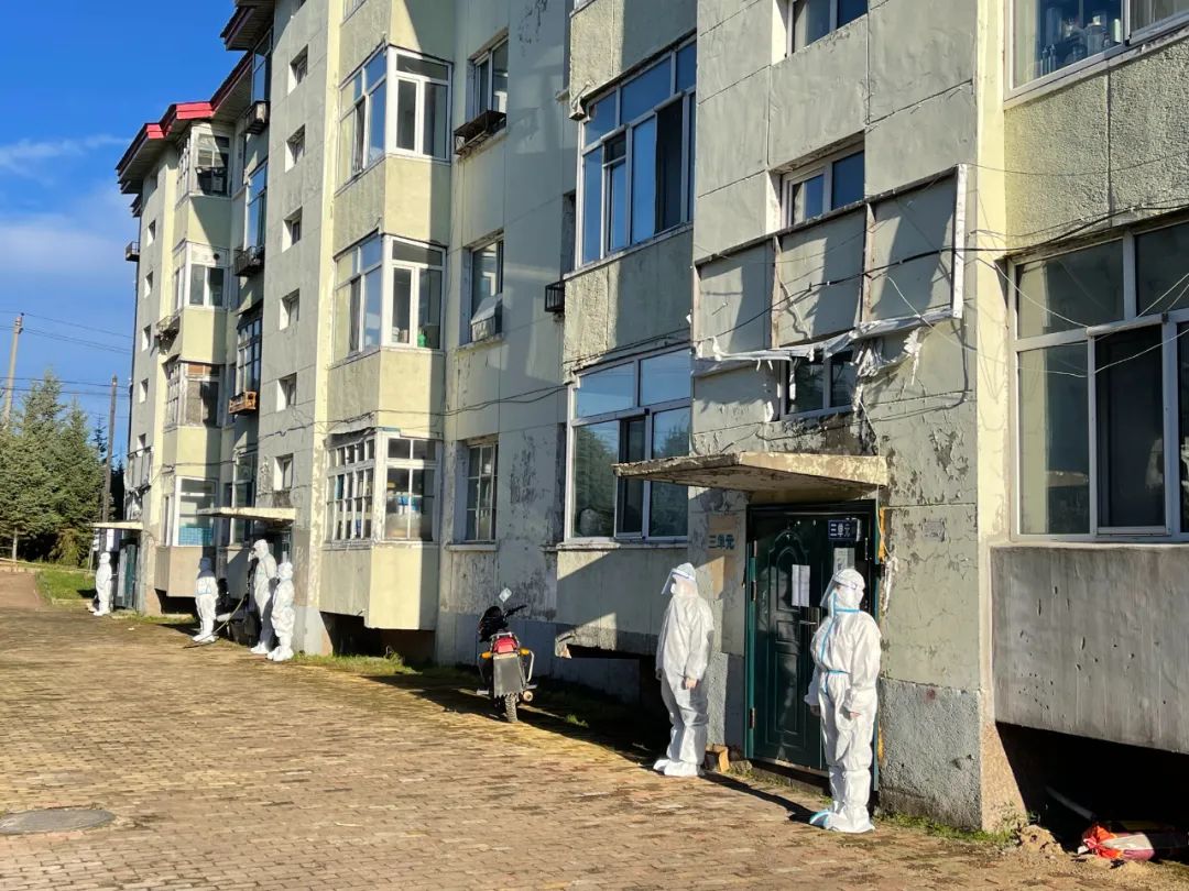 【疫情防控】漠河市人大常委会副主任朱金凤深入图强镇,古莲镇,北极镇