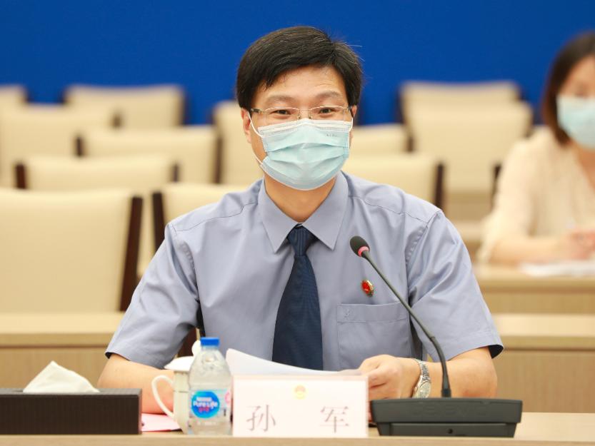 区检察院检察长孙军通报我区检察院工作情况,从助力打赢大上海保卫战"