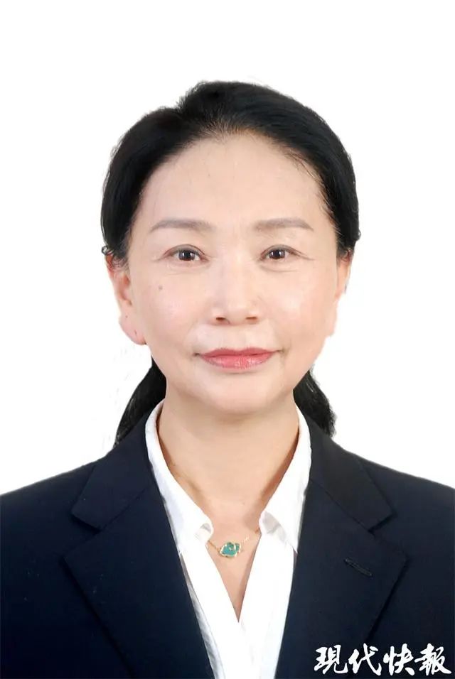 盐城"最美教师"朱清霞:曾一学年家访306次,被学生喊"朱妈妈"_澎湃号