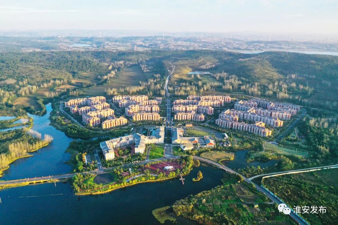 盱眙县委书记邓勇:扛牢责任 奋勇争先 全力建设现代化山水文化名城