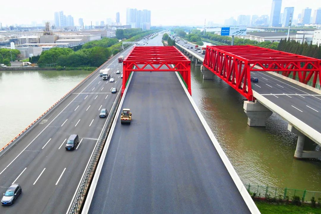 工程管理部副部长 汪洋中铁二十局集团申张线青阳港段沪宁桥项目部