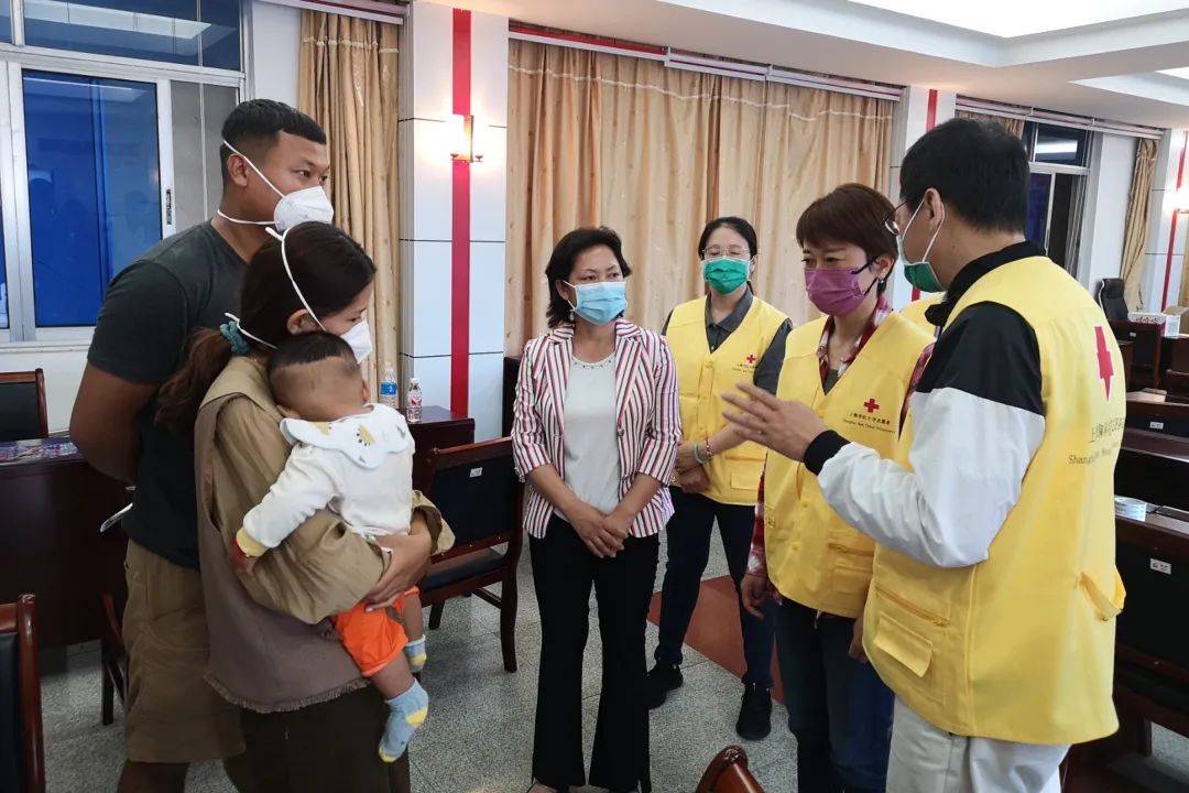 【新闻速递】胸怀沪滇情谊,心系病童健康,胸科医院完成首例慈善胸部畸形矫正手术