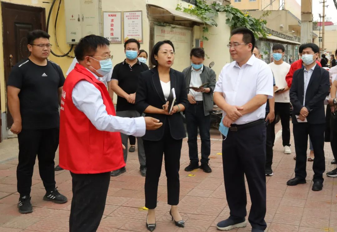 【奋进瀍河】以奋进的姿态 主动担当作为——区委书记陈功调研邻里中心、社区体育公园建设等工作_澎湃号·政务_澎湃新闻-The Paper