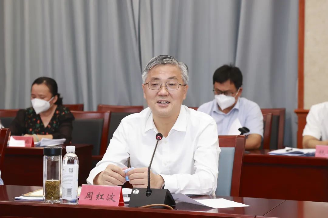 周红波主持召开企业座谈会时强调优服务解难题促发展政企合力稳住经济