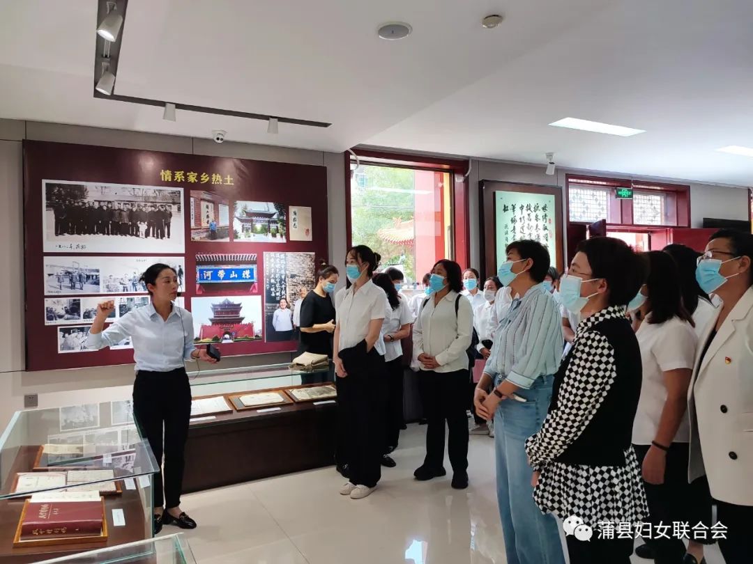 蒲县妇联组织全县基层妇联干部赴段云书艺