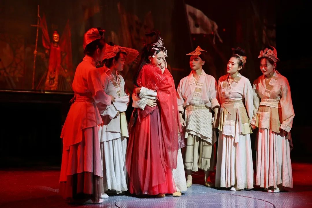 梦回古越,邂逅千年!诸暨市四套班子观看《梦寻西施》首秀