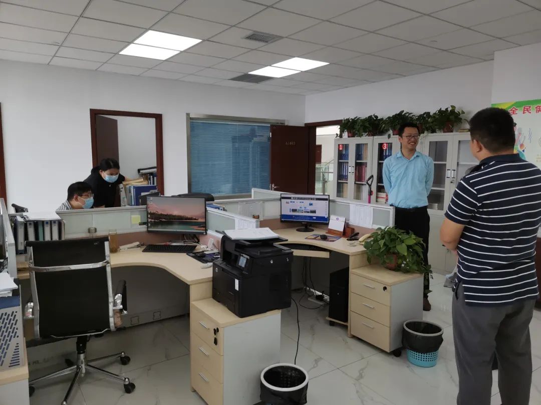 区委办公室,区保密办来我局联合检查工作_澎湃号·政务_澎湃新闻-the
