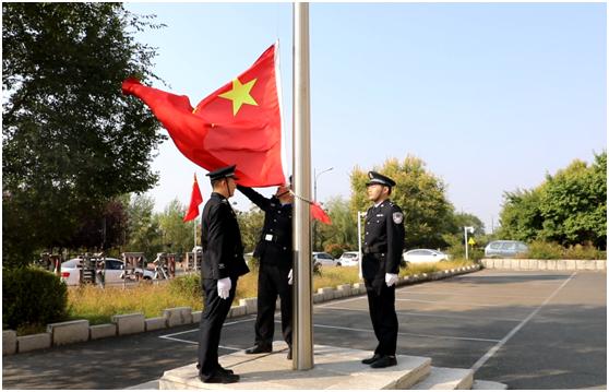 吉林市南部新城红旗图片