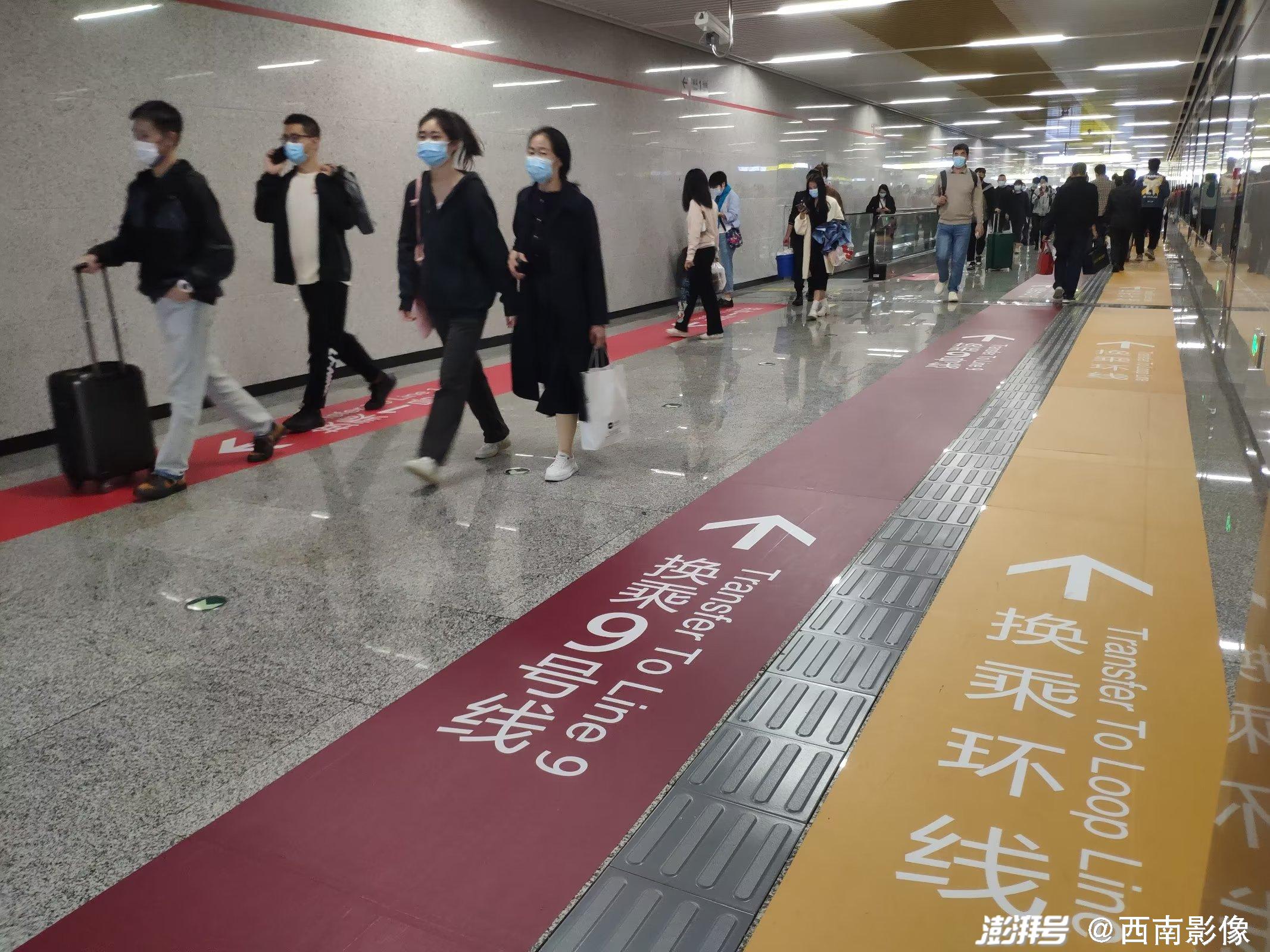 重庆，高铁站上建起了一座TOD_沙坪坝区