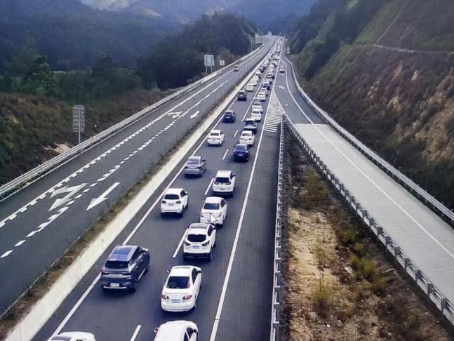 s6河惠莞高速k282路段(车流量大)g14汕湛高速瓦溪互通,水墩隧道至紫金