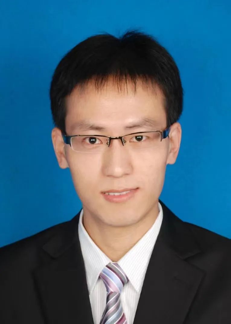 李连波副主任医师担任针灸科国家中医药管理局重点专科秘书，兼任中国针