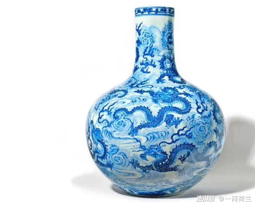 中国古董花瓶起拍价二千拍出九百万欧元，买家为中国人_澎湃号·湃客_ 