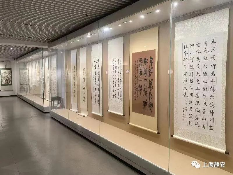 上海书画艺术家作品展开幕,60幅书画作品共颂祖国情-华夏书画网