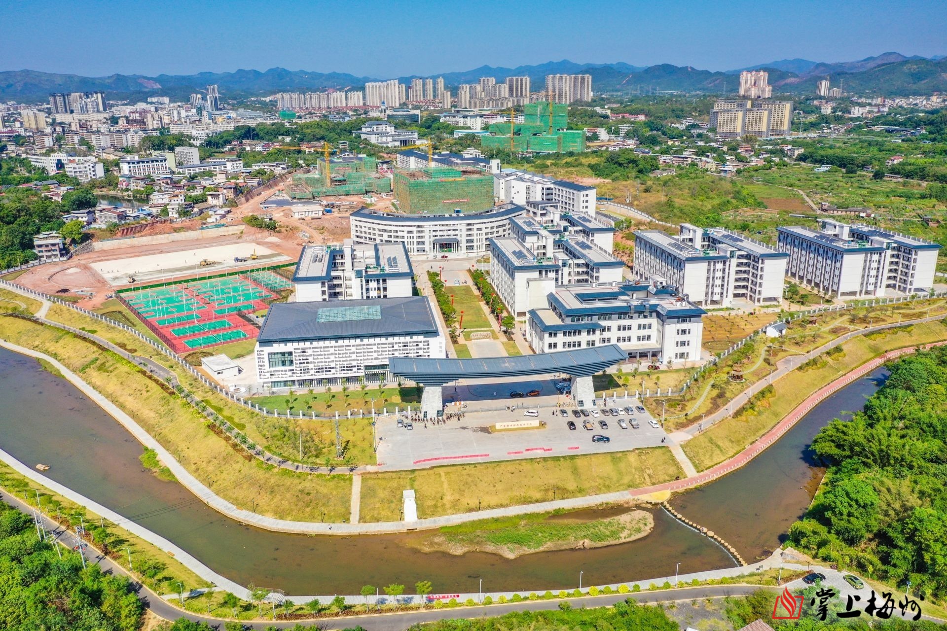 广东梅州职业技术学院新建校本部北区正式投入使用_澎湃号·媒体_澎湃