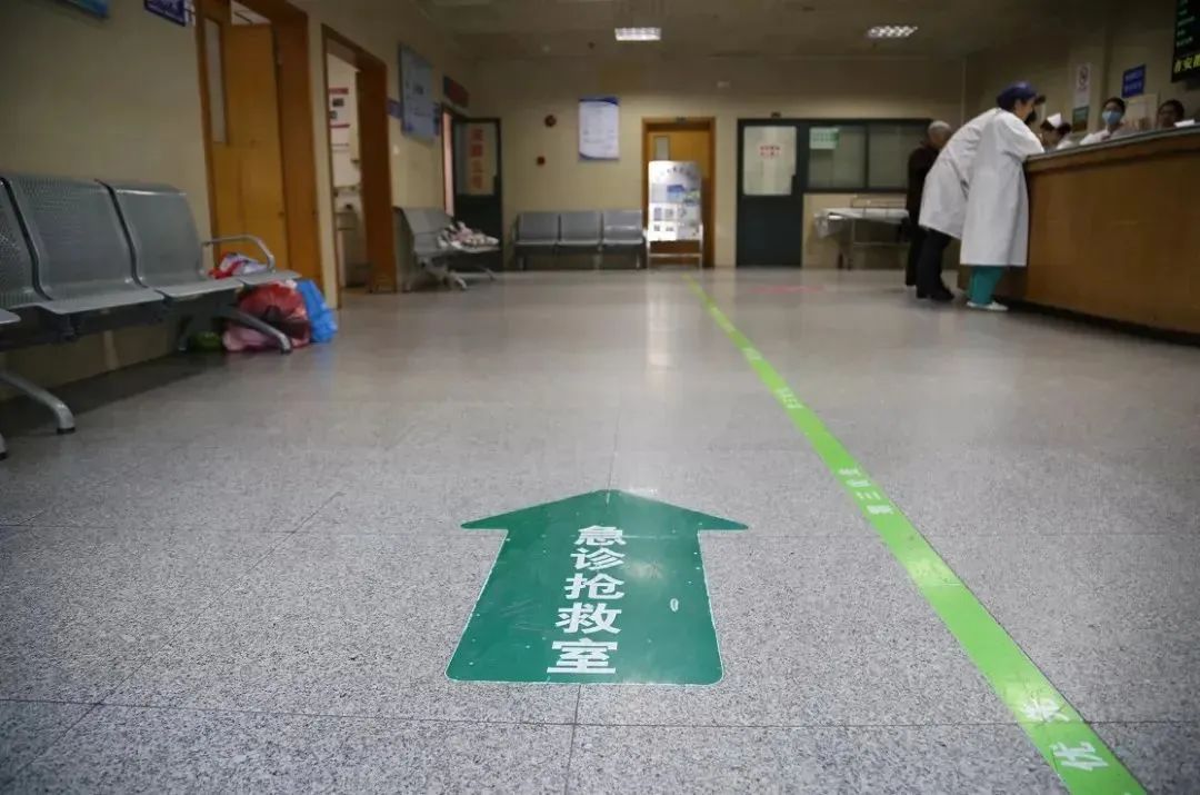 非凡十年 | “大病不出岛、小病不出镇”成了现实
